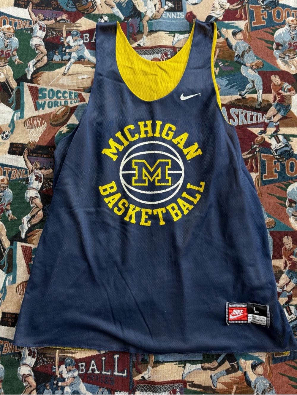 Vintage Men’s Nike University Of Michigan Wolverines Basketball Jersey